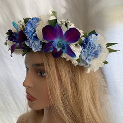 Head Crowns And Hawaiian Leis 