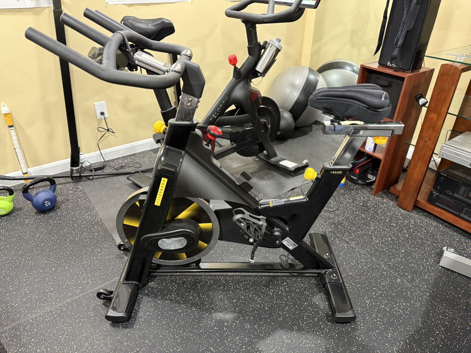 Livestrong Spin Bike