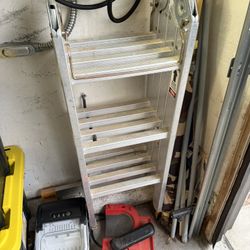 Krause 12 Foot Folding Ladder