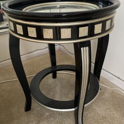 Modern Black Side Table With Mirrored Top And Mirrored Accents