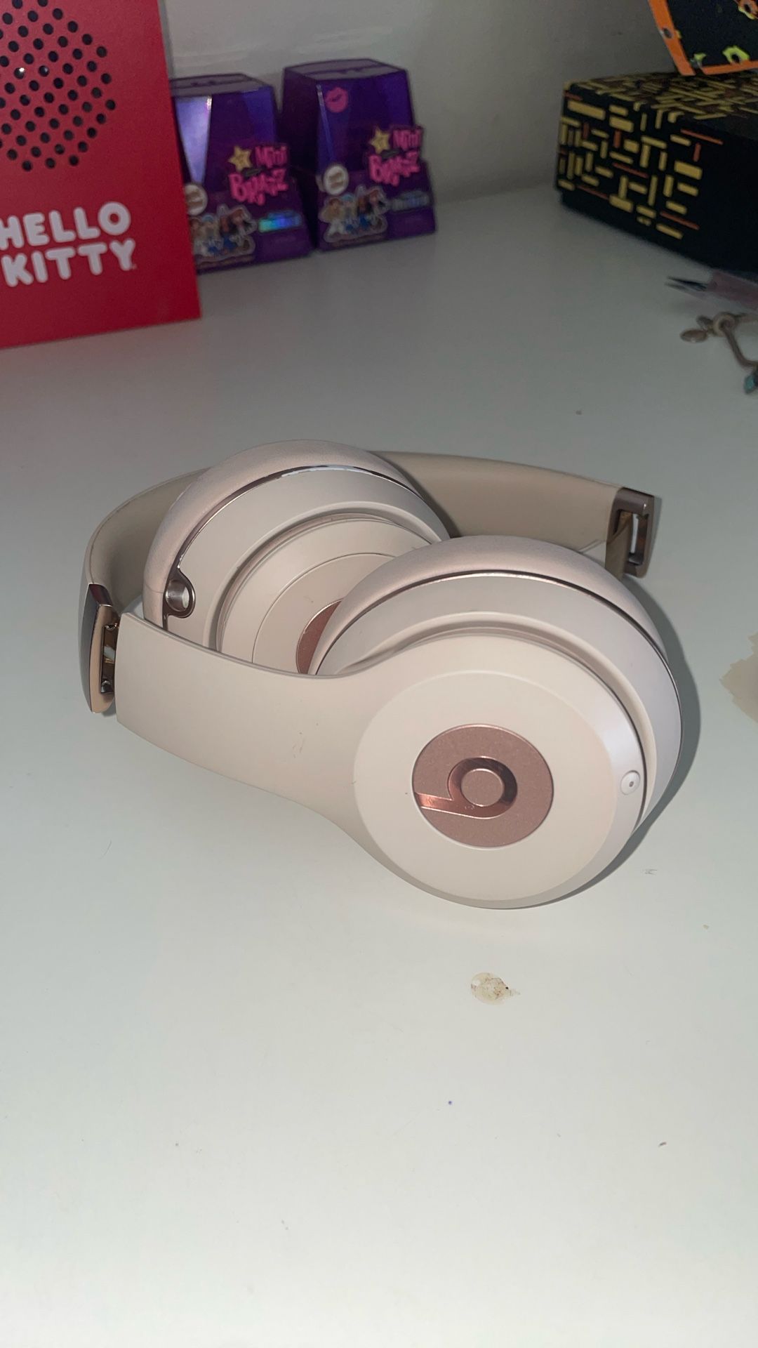Rose Gold Beats Solo 3 Wireless