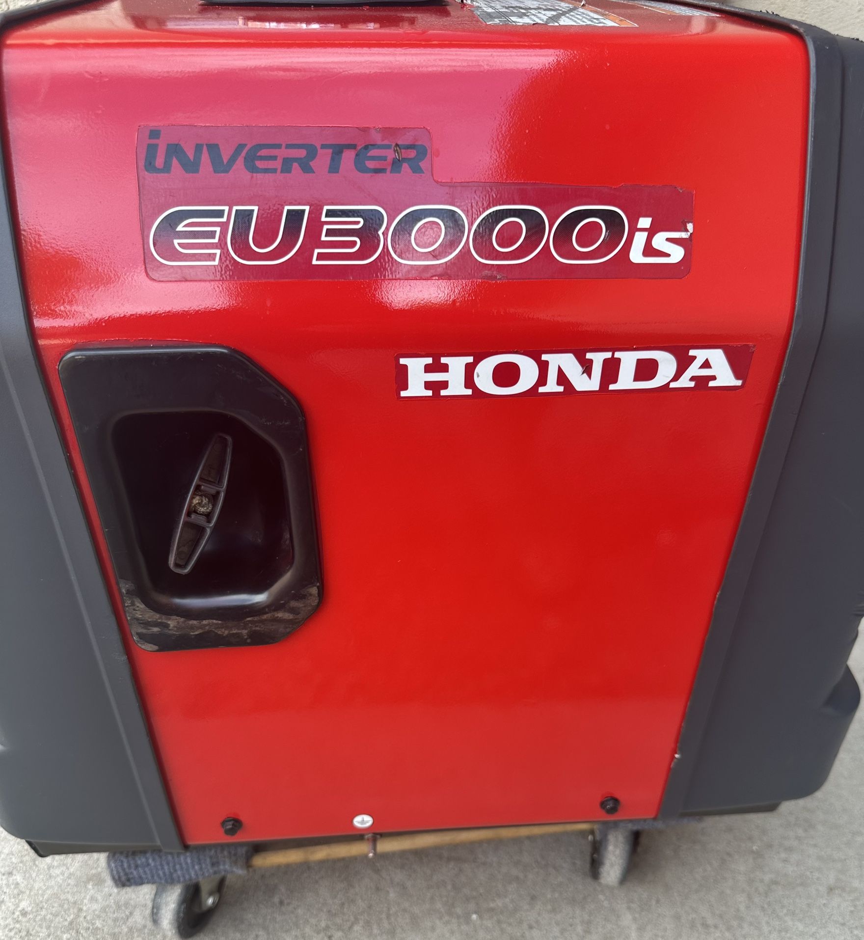 HONDA Generator EU3000is
