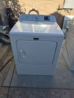 3months old maytag Gas Dryer