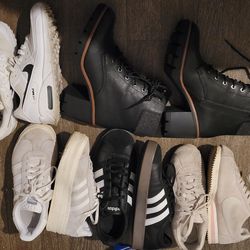 5 pairs of shoes