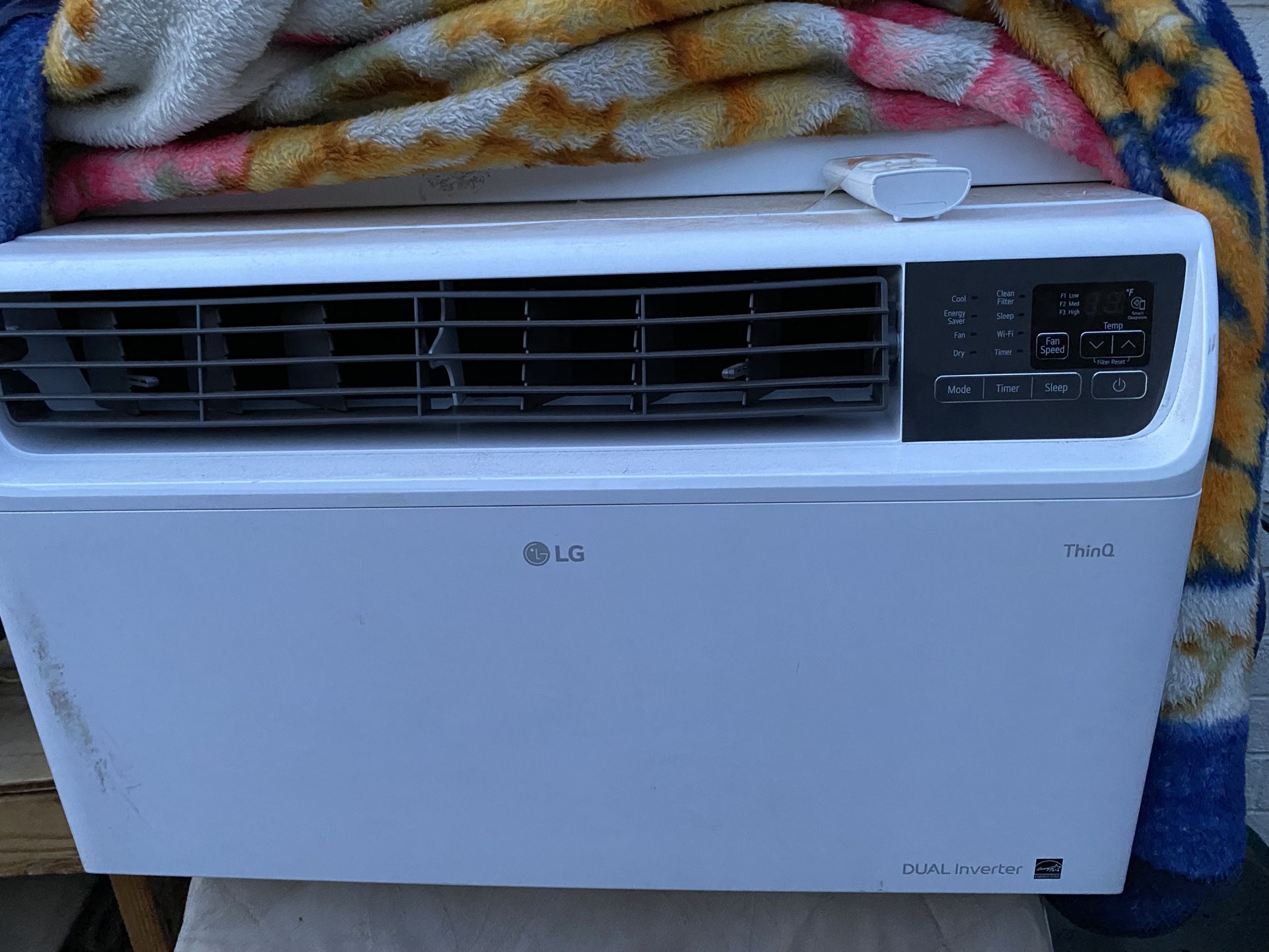 LG Thinq Ac Inverter Air Conditioner With Remote 