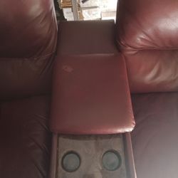 Double Recliner With Cup Holders And Storage Container
