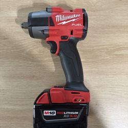 Brand New Milwaukee M18 FUEL Gen 2 1/2” Impact Wrench w/ 5.0Ah Battery & Charger