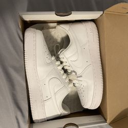 Women’s White Air Force Ones 