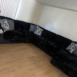 Black Sectional Couch - 3pcs