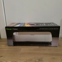 BRAND NEW CRICKET MACHINE