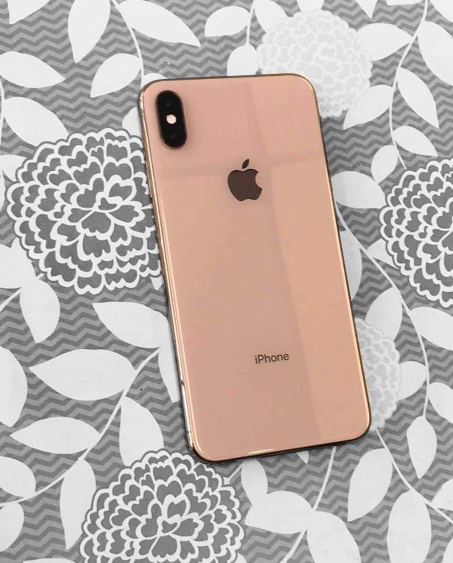 iPhone XS Max 64GB Unlocked-$309