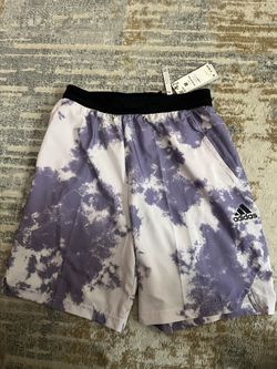 Adidas Men’s Shorts Size Medium 