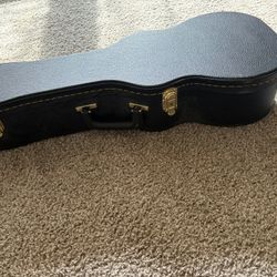 Acoustic-Electric Ukulele