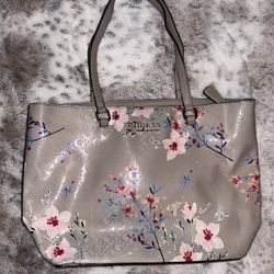 Guess Tote