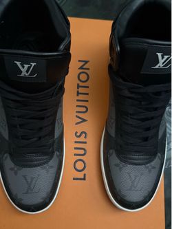Louis Vuitton sneakers, real authentic. # 1ABEAJ