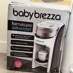 Baby Brezza formula maker