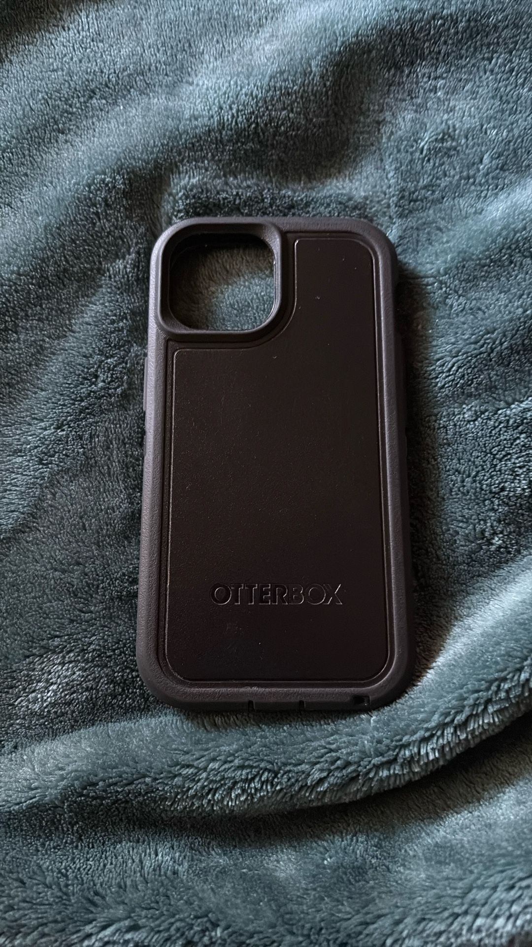 Otter Box iPhone 14 Phone Case 20$ OBO