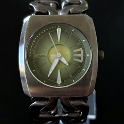 RARE VTG Fossil 36mm Watch Green Dial Gunmetal Chain Bracelet JR-9276 Runs FLAW