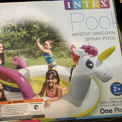 Unicorn Spray Pool