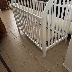 Baby/Toddler Crib
