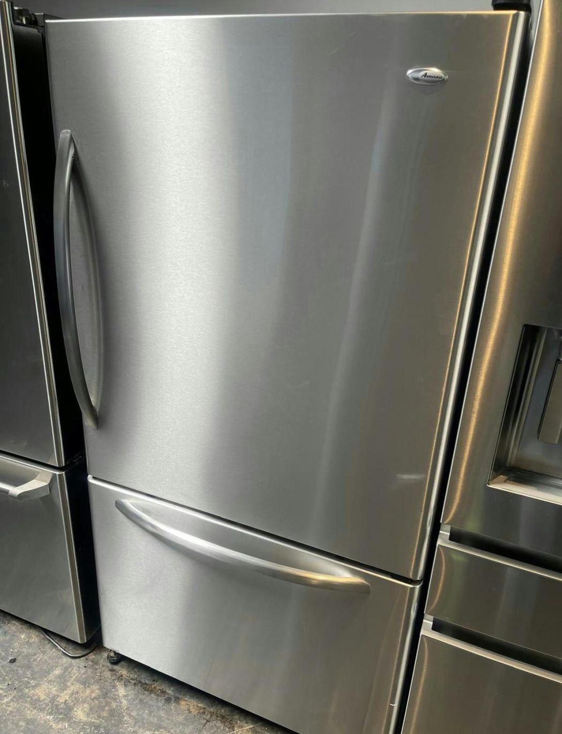 Amana Large Capacity Stainless Fridge Bottom Freezer