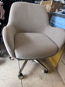 Lillian Augustplush Velvet Home/office Chair