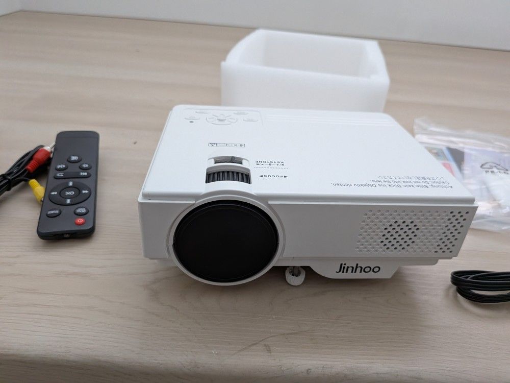 Mini Projector And Screen 