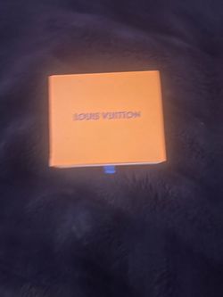 Lois vitton wallet
