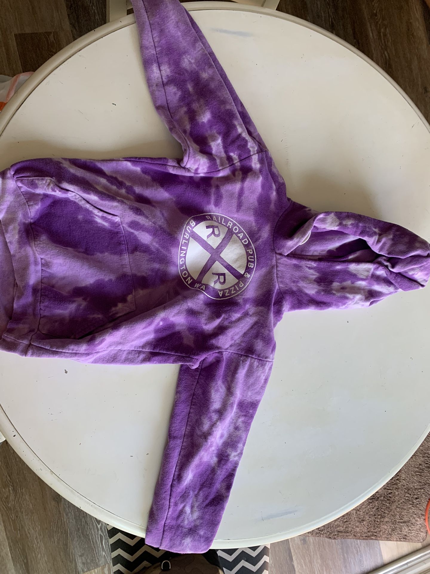 Youth Medium Trainwreck Sweatshirt