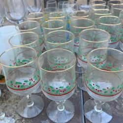 🎅MUCHOS VASOS De CRISTAL, COPAS,FLOREROS Y Mucho Más $2 And Up 🎈