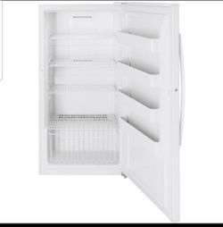 White Upright Freezer with Wire Shelves