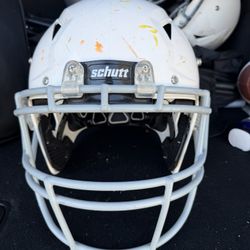 Schutt Youth Vengeance A11 2.0 Football Helmet (X-Small)