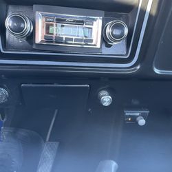 1(contact info removed) Retro Stereo/w Bluetooth 