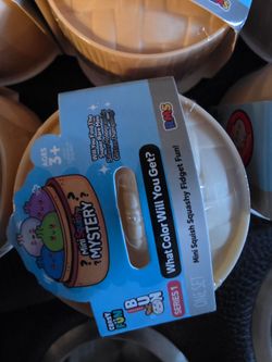 ? Mini Squishy MYSTERY