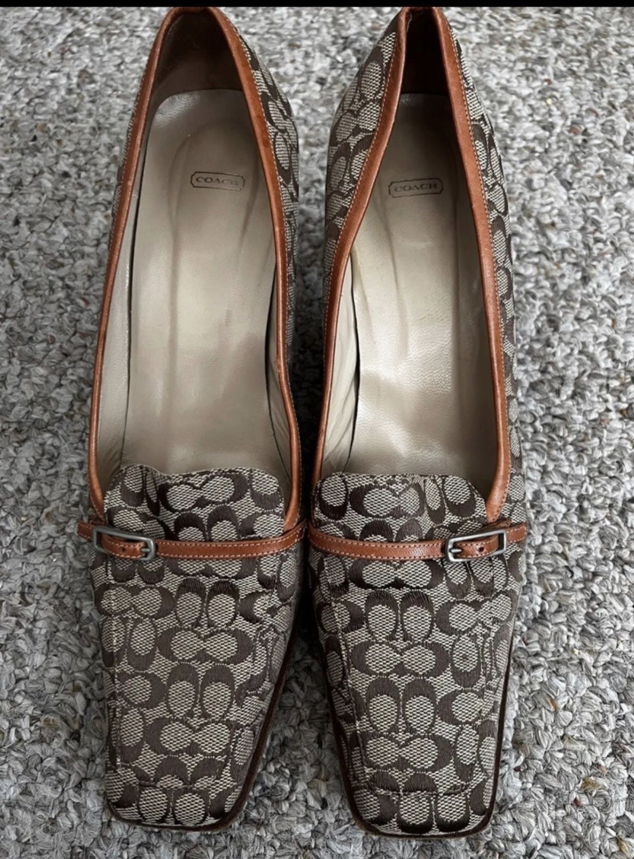 Coach "GIA" Women's Signature Loafer Heels Size 10B