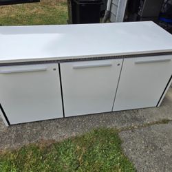 Professional Middle Atlantic-Style / AVI-SPL AV Rack Credenza Cabinet – 3 Bay – $500 OBO