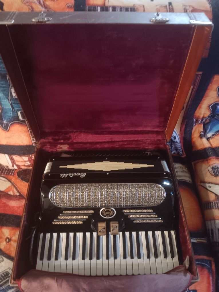 Vintage Bartelli Accordian Like New