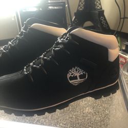 Timberland boots size 10 black never been worn brand spanking new very nice