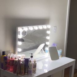 VANITY MIRROR ( MIRROR ONLY)