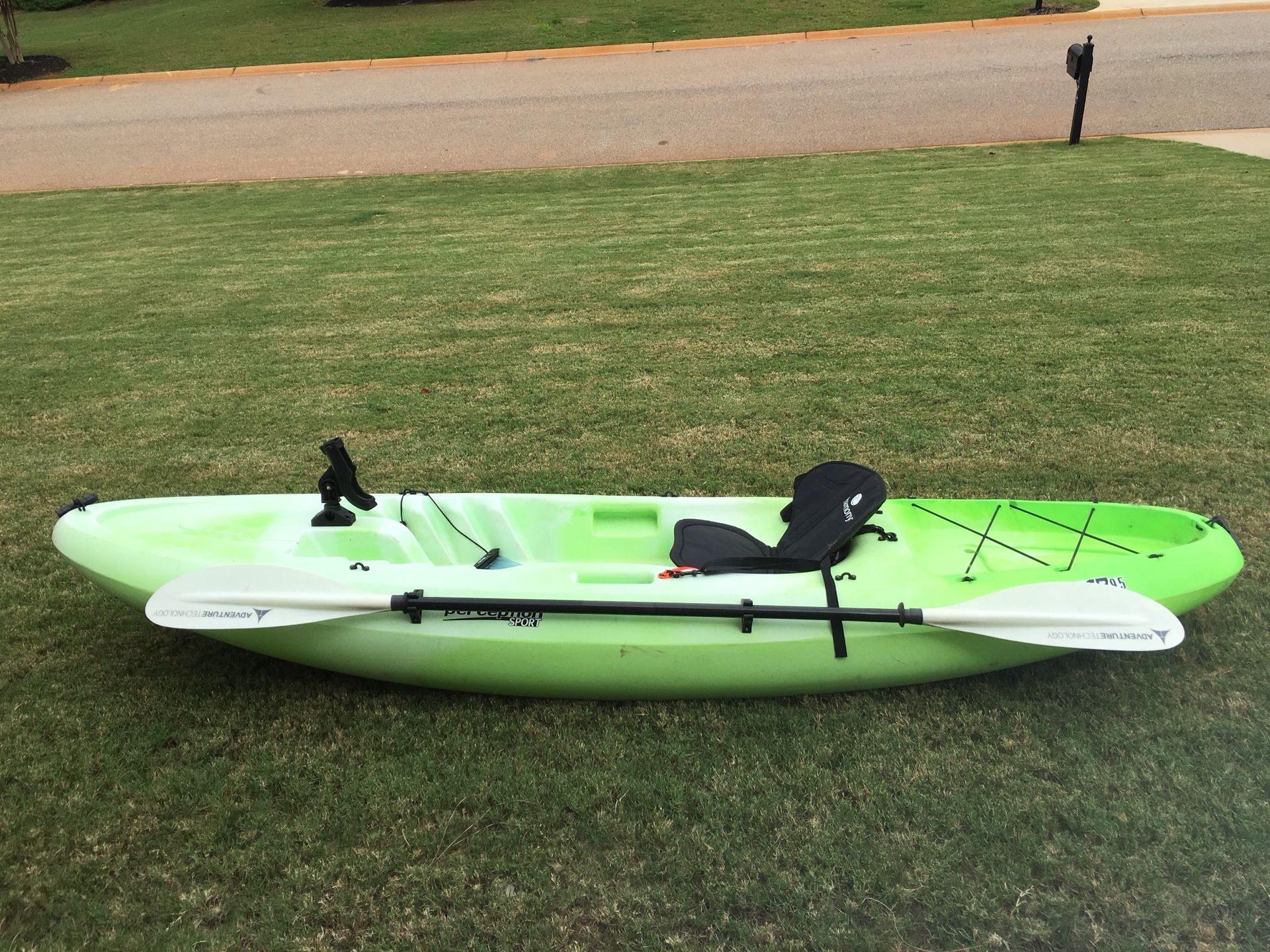 Perception Rambler 9.5 fishing kayak