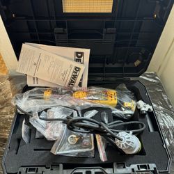 Dewalt 110V Corded Oscillating Multi-Tool includes T-Stak Kitbox +37 Acc Set