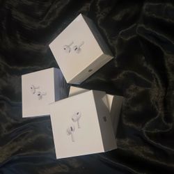 (4)  Count AirPod Gen 2 Pros