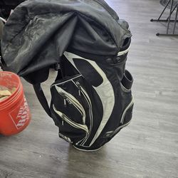 Adidas stand golf bag used.