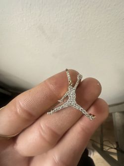 10K .65K Jordan Diamond Pendant 