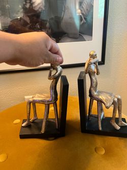 2 Book holders