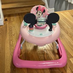 Minnie Mouse Walker