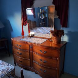 Wood Bedroom Dresser with Mirror