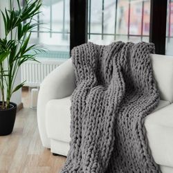 Chunky Double Knit Handmade Throw,40*50 $10