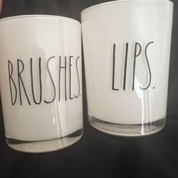 Rae Dumb Makeup Brush Holders 