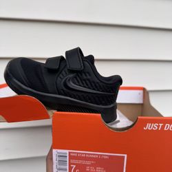Toddler brand new nike
